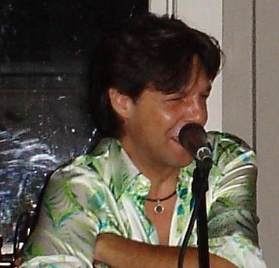Kasim Sulton at Lily's Pad, 8/19/06 - photo by MikeB
