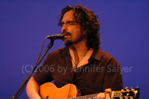Kasim Sulton at The Opus Theater - 8/12/06, photo by Jennifer Salyer