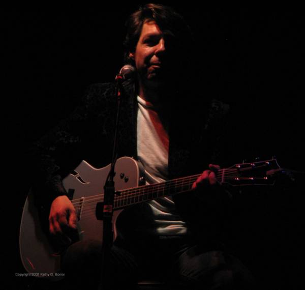Kasim Sulton at The Beachland Ballroom, Cleveland, Ohio, 3/22/08 - photo by Kathy Borror