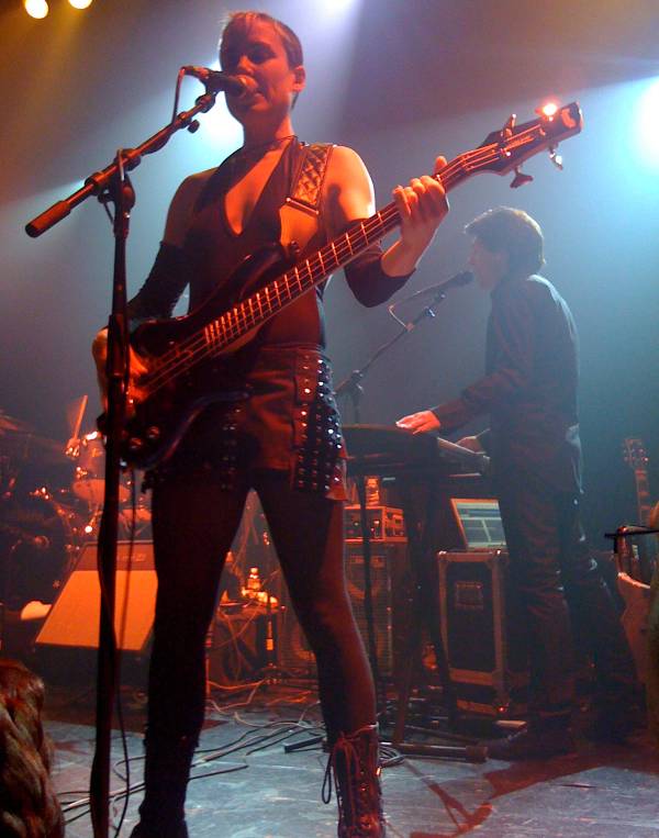 Kasim Sulton and Todd Rundgren at The Blender, New York City, NY, 12/27/08 - photo by RMAC
