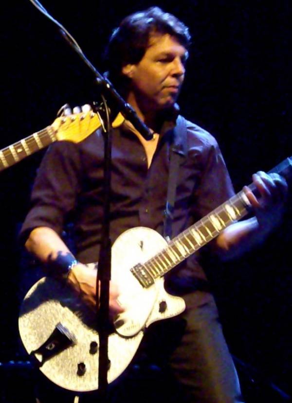 Kasim Sulton at Park West, Chicago, IL, 04/24/09 - photo by Whitney Burr