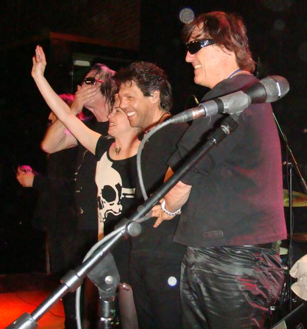 Kasim Sulton and Todd Rundgren at Rhythm & Brews, Chattanooga, TN, 04/01/09 - photo by ocsheri