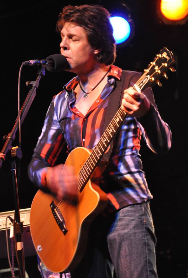 The Kasim Sulton Band at The Abbey Pub in Chicago, IL, 10/16/09 - photo by Whitney Burr
