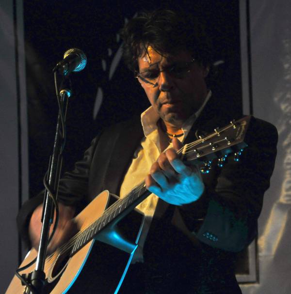 Kasim Sulton at Eve Lounge, The B.O.B., Grand Rapids, MI, 05/22/10 - photo by Whitney Burr