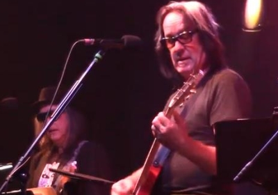 Kasim Sulton and Todd Rundgren at The Rex Theatre, Pittsburgh, PA - Tuesday 25th March 2014