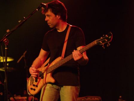 Kasim Sulton with Scandal - 02/04/05 (Photo by Gary Goveia)