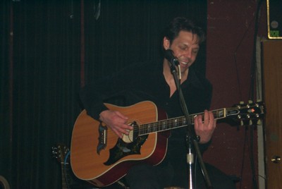 Kasim Sulton at Old Miami, Detroit, 02/09/02