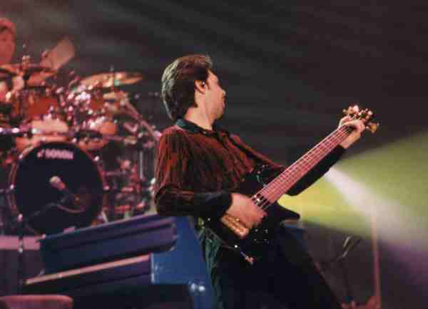 Kasim Sulton on Meat Loaf's Very Best Of Tour