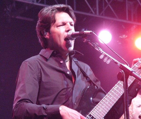 Kasim Sulton in Liverpool - 07/29/02!