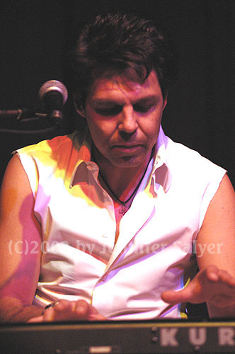 Kasim Sulton at Rosebud, Pittsburgh - 10/06/02