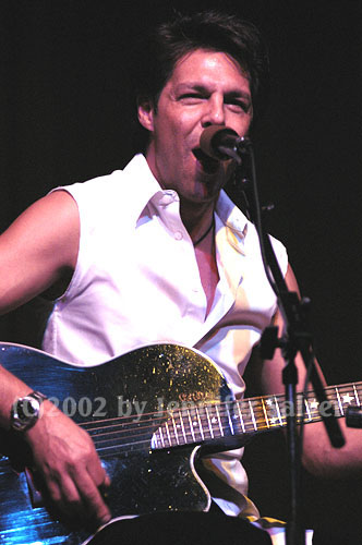 Kasim Sulton at Rosebud, Pittsburgh - 10/06/02