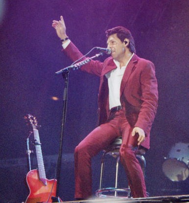 Night fever, night fever!