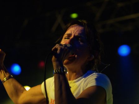 Kasim Sulton at Sayreville - 02/04/05 - photo by Gary Goveia