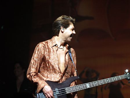 Kasim Sulton at the Beacon Theatre, NYC - 08/09/05