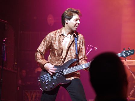 Kasim Sulton at the Beacon Theatre, NYC - 08/09/05