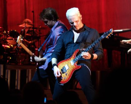 Kasim Sulton at The Borgata, Atlantic City (08/13/05)