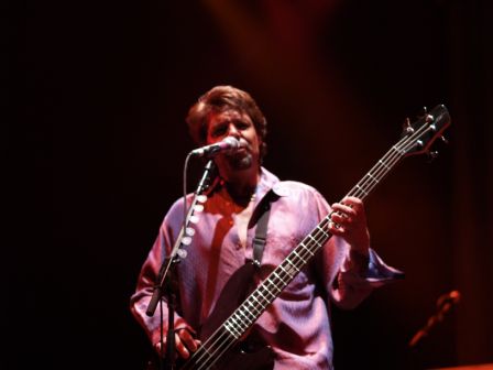 Kasim Sulton at The Borgata, Atlantic City (09/23/05) - photo from Gary Goat Goveia
