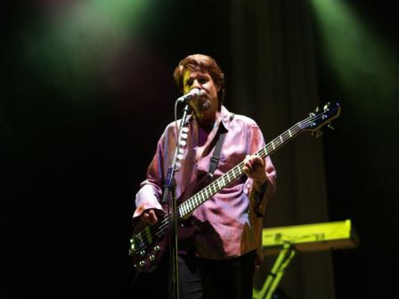 Kasim Sulton at The Borgata, Atlantic City (09/23/05) - photo from Gary Goat Goveia