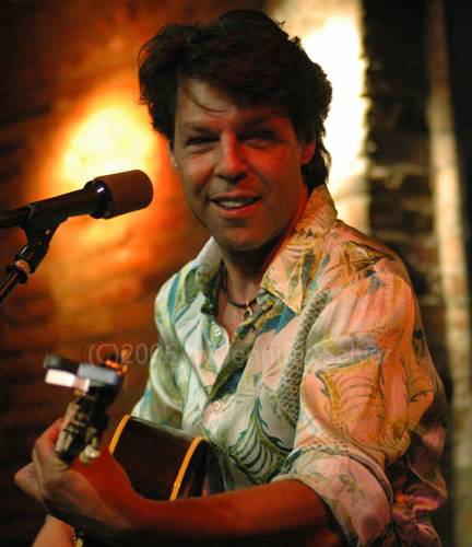 Kasim Sulton at The Bitter End - 7/15/06, photo by Jennifer Salyer