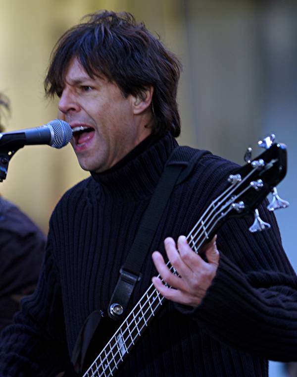 Kasim Sulton on The Today Show with Meat Loaf - 10/27/06 (photo by Gary Goat Goveia)