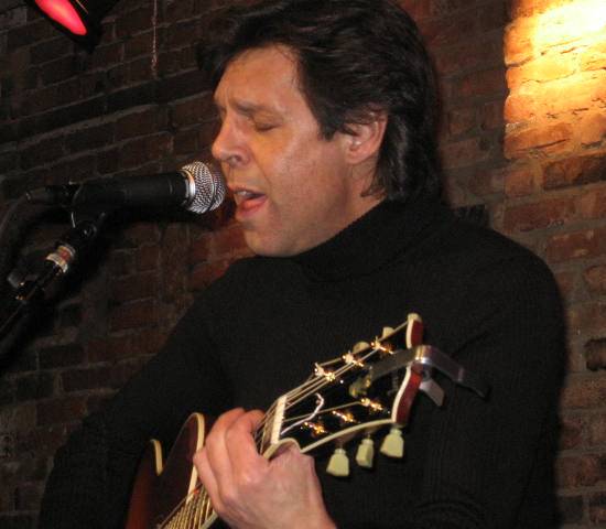 Kasim Sulton at The Bitter End, New York City - 12/29/06 (photo by Melinda Cain)