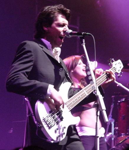 Kasim Sulton with Meat Loaf at Fantasy Springs Casino, Indio, CA - 02/25/07