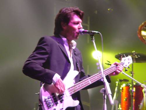 Kasim Sulton with Meat Loaf at Fantasy Springs Casino, Indio, CA - 02/25/07