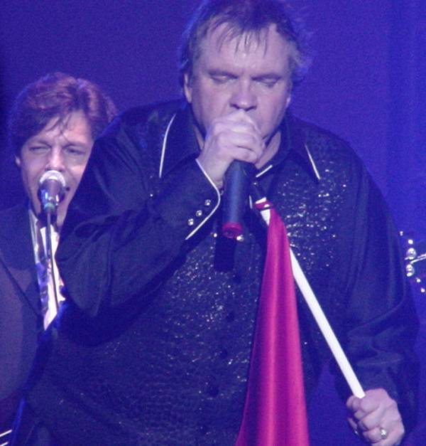 Kasim Sulton with Meat Loaf at Hallam FM Arena, Sheffield, England, 5/25/07