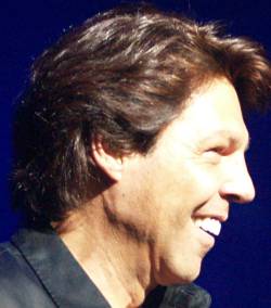 Kasim Sulton at The Theater at Madison Square Garden in New York City, NY, 07/20/07 - photo by Gary Goat Goveia