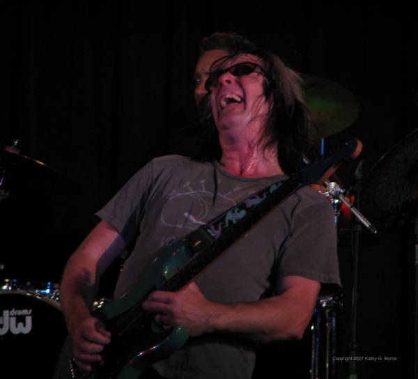 Kasim Sulton and Todd Rundgren at The Rex Theater, Pittsburgh, PA - 12/07/07 - photo by Kathy Borror