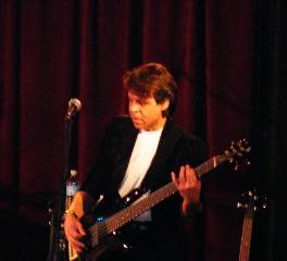 Kasim Sulton and Todd Rundgren at The Rex Theater, Pittsburgh, PA - 12/07/07 - photo by Kirstin Farleo