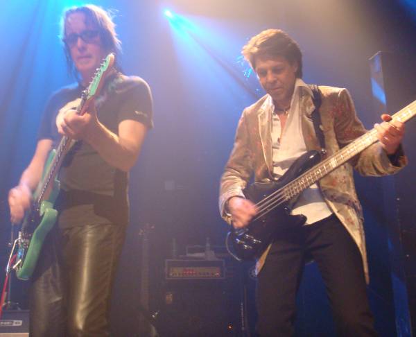 Kasim Sulton and Todd Rundgren at The Blender Theatre at Gramercy, New York City, NY, 12/11/07 - photo by OCSheri