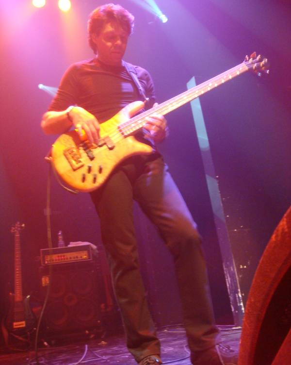 Kasim Sulton and Todd Rundgren at The Blender Theatre at Gramercy, New York City, NY, 12/12/07 - photo by OCSheri