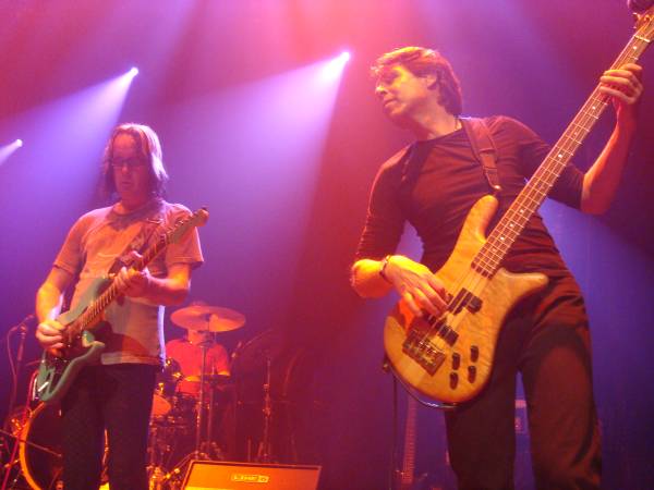 Kasim Sulton and Todd Rundgren at The Blender Theatre at Gramercy, New York City, NY, 12/12/07 - photo by OCSheri