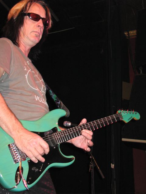 Kasim Sulton and Todd Rundgren at Magic Bag, Ferndale, MI, 01/30/08 - photo by Michele K