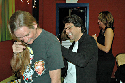 The Kasim Sulton Band Meet and Greet at The Academy Theatre, Avondale Estates, GA, 03/01/08 - photo by Doug of Rundgren Radio