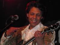 Kasim Sulton - photo by Melinda Cain