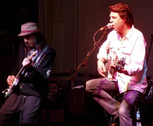 The Kasim Sulton Band at The 43rd Annual Fort Lauderdale Billfish Tournament, Ft Lauderdale, FL, 02/03/08 - photo by EJ