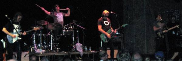 Kasim Sulton and Todd Rundgren at the Tampa Theatre, Tampa, Florida, 04/12/08 - photo by Tony Cona