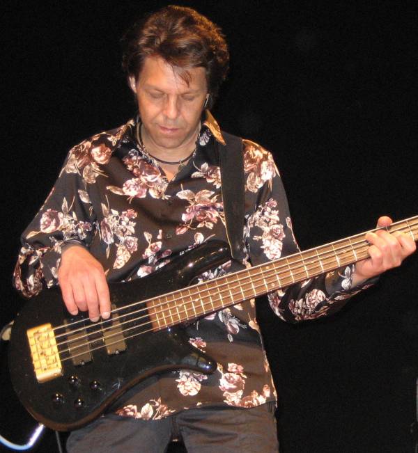 Kasim Sulton and Todd Rundgren at The Variety Playhouse in Atlanta, GA, 04/17/08 - photo by Whitney Burr