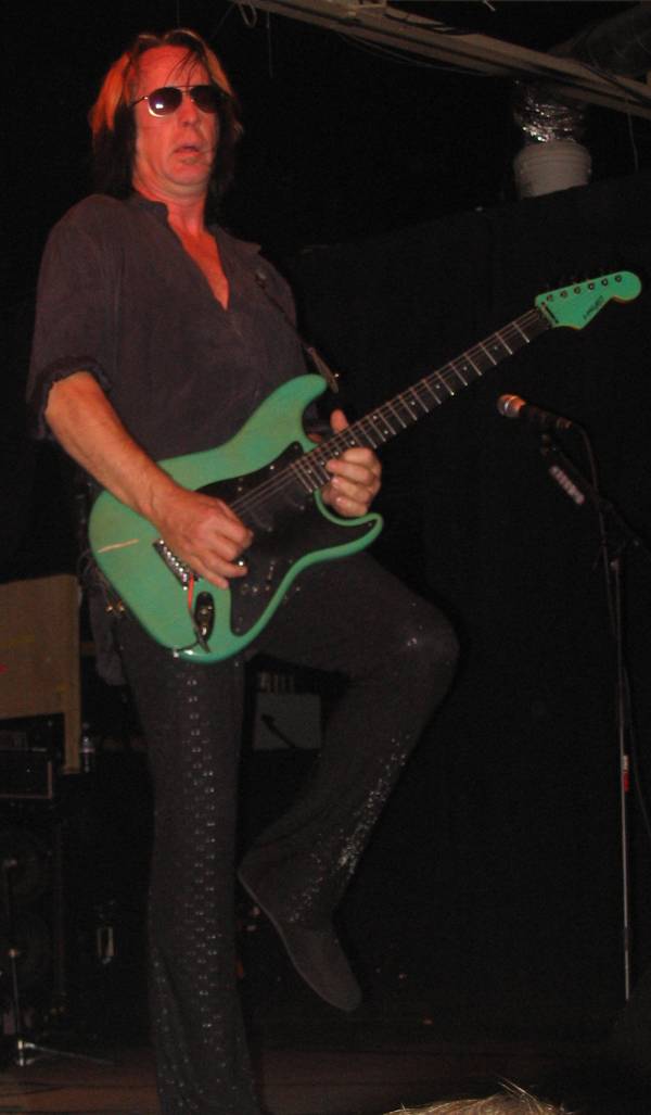 Kasim Sulton and Todd Rundgren at The Handlebar, Greenville, SC, 04/18/08 - photo by Mark