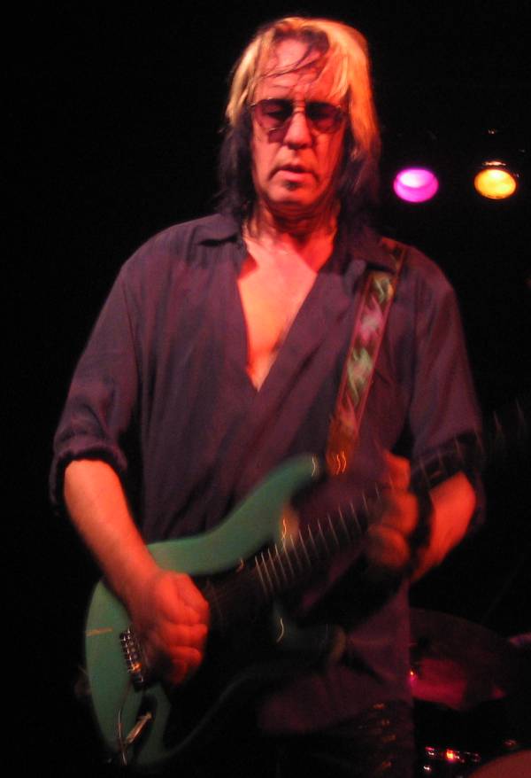 Kasim Sulton and Todd Rundgren at The Handlebar, Greenville, SC, 04/18/08 - photo by Mark