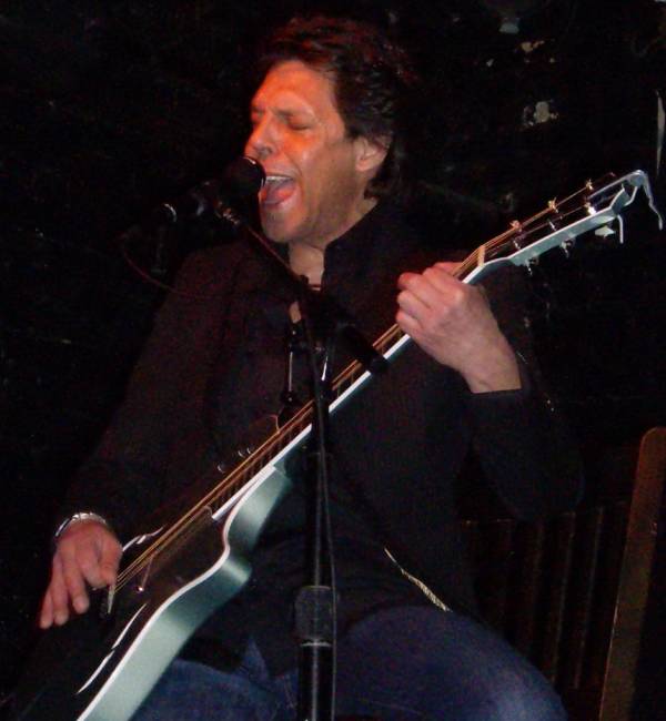 Kasim Sulton at The Abbey Pub, Chicago, IL, 03/12/09 - photo by Whitney Burr