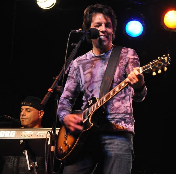 The Kasim Sulton Band at The Abbey Pub in Chicago, IL, 10/16/09 - photo by Whitney Burr