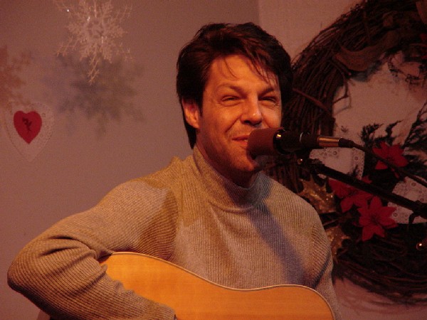 Kasim Sulton in Valparaiso - 02/15/02