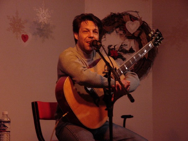 Kasim Sulton in Valparaiso - 02/15/02