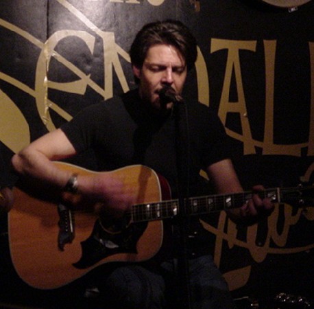 Kasim Sulton in Cambridge - 02/25/02