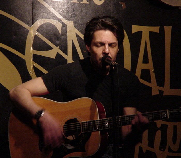 Kasim Sulton in Cambridge - 02/25/02
