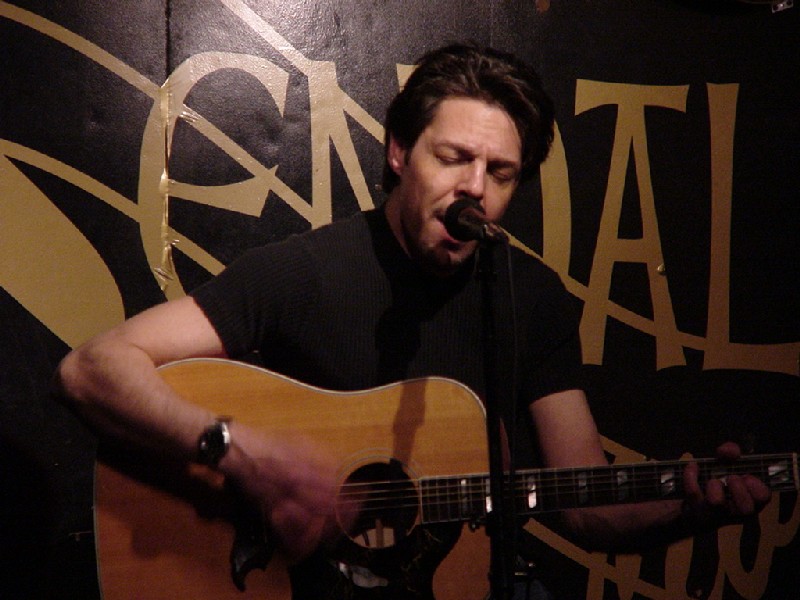 Kasim Sulton in Cambridge - 02/25/02