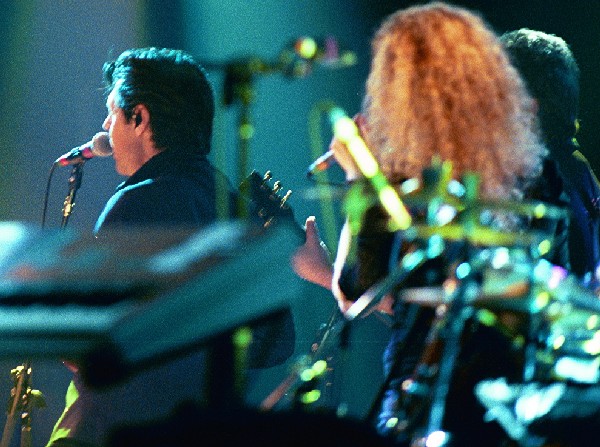 Kasim Sulton in Westbury (Photo by Gary Goveia)
